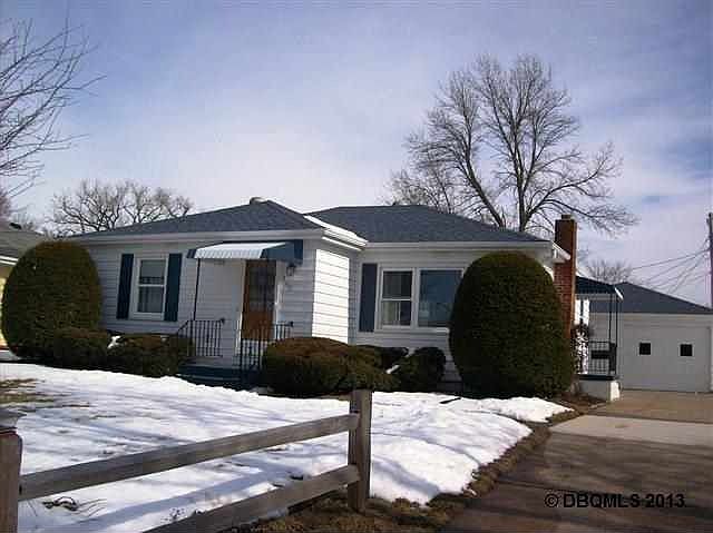 2nd image of 2192 Avalon Rd