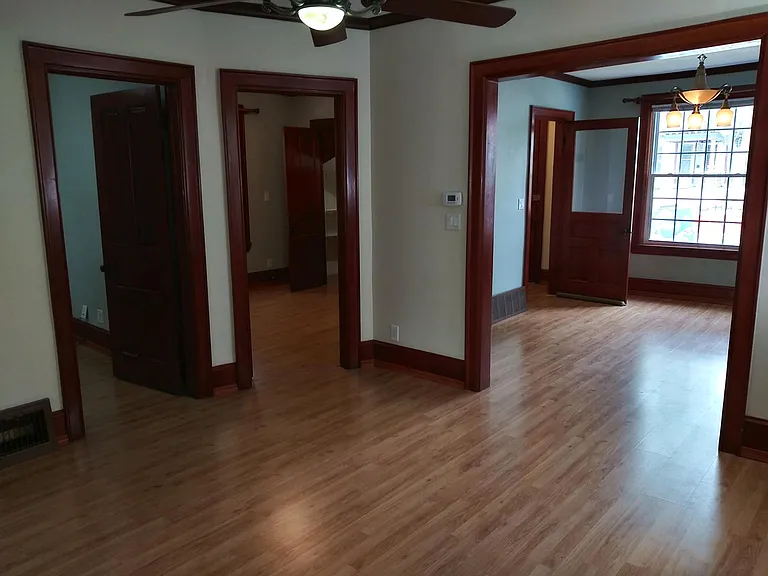 1711 E Thomas Ave — Photo 34