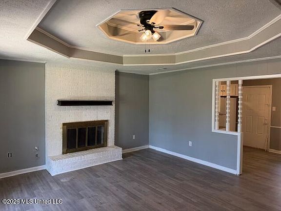 4th image of 144 Thousand Oaks Cir