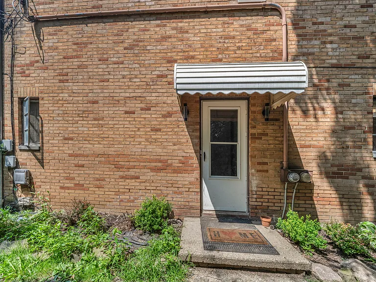 1787 Tanglewood Dr — Photo 24