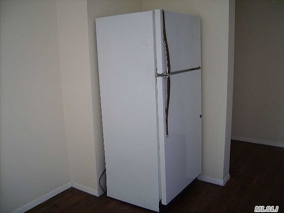 3rd image of 110 Audrey Ave