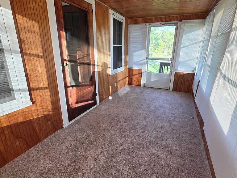1836 Route 300 — Photo 16