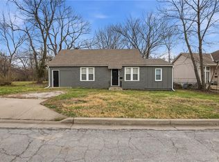 13301 7th St, Grandview, MO 64030