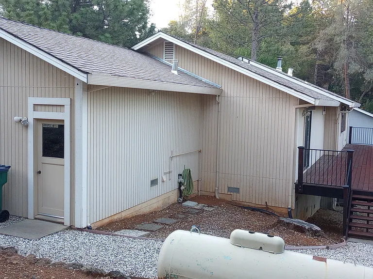 Anona Ct — Photo 2