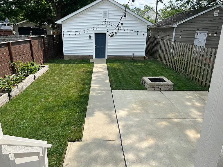 800 Heyl Ave — Photo 34