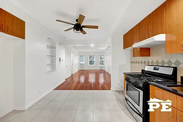 1615 Avenue I