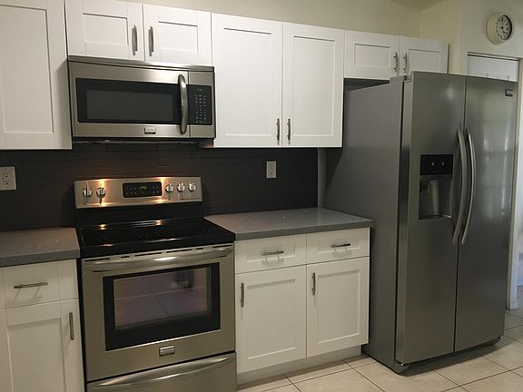 4th image of 16256 NW 24th St