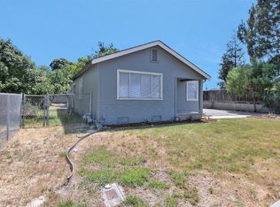 741 Hillcrest Rd, Hollister, CA