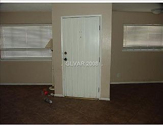 4th image of 4925 E Imperial Ave
