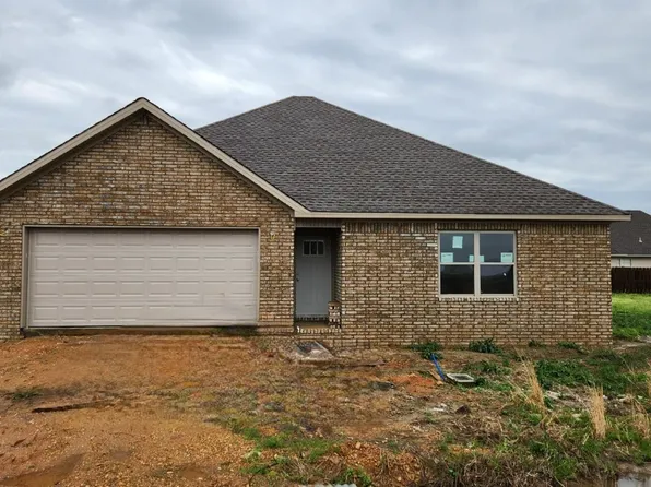1402 Ryan Dr, Harrisburg, AR 72432