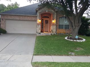 9833 Cliffside Dr, Irving, TX 75063