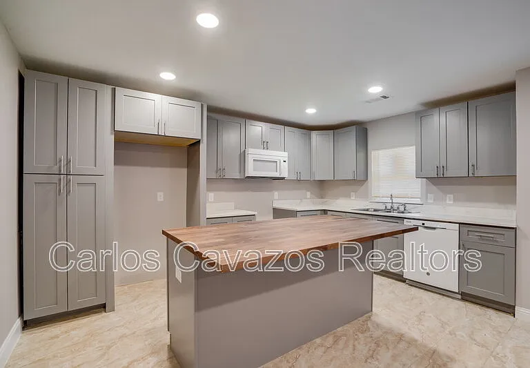 3402 Lawnview Main House Dallas Ter #MAIN HOUSE — Photo 6
