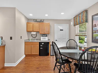 31.5 Floorplan - Sawbranch Apartments