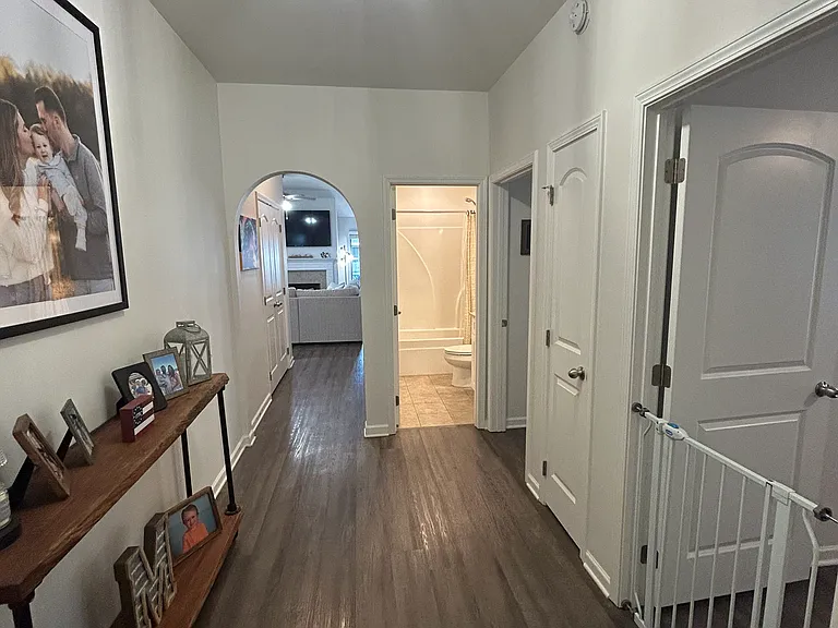 74 Nottingham Way — Photo 6
