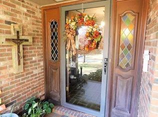 210 Suttle Dr, Springdale, AR 72764