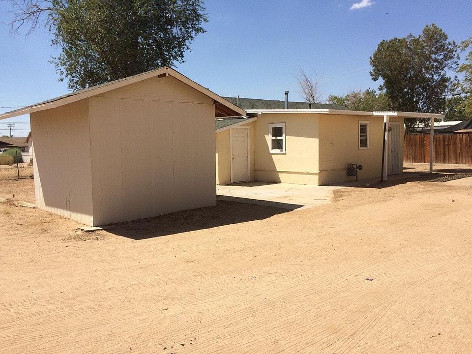 2nd image of 11937 Chamberlaine Way
