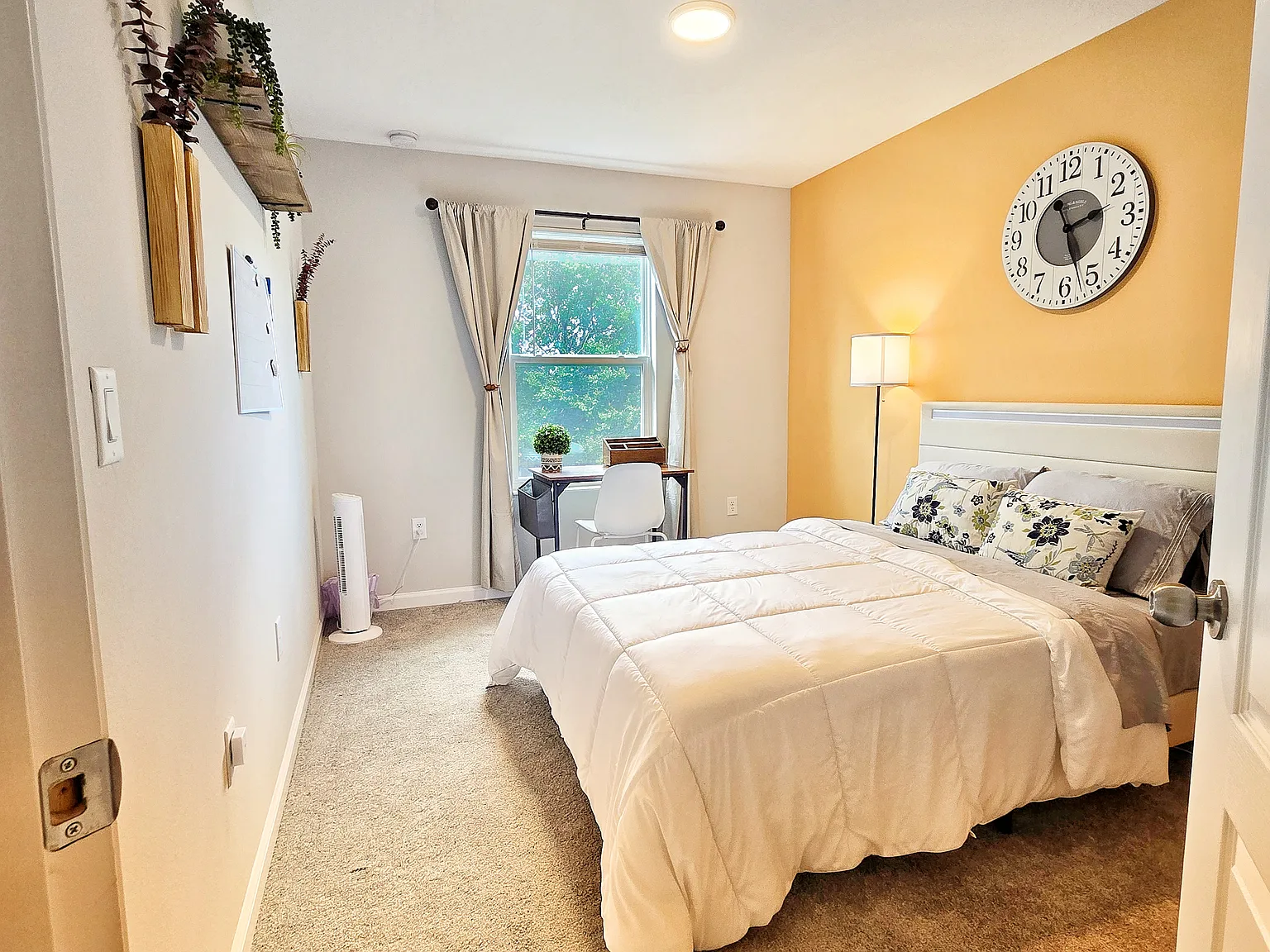 Saint Cloud - Multi Unit — Photo 1
