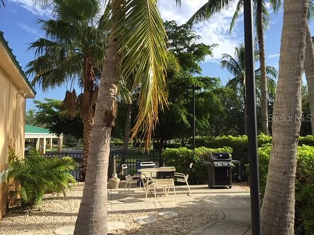 2060 Matecumbe Key Rd #2104 — Photo 20