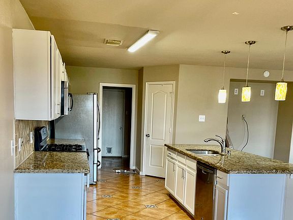 4th image of 3803 Tammony Park Ln