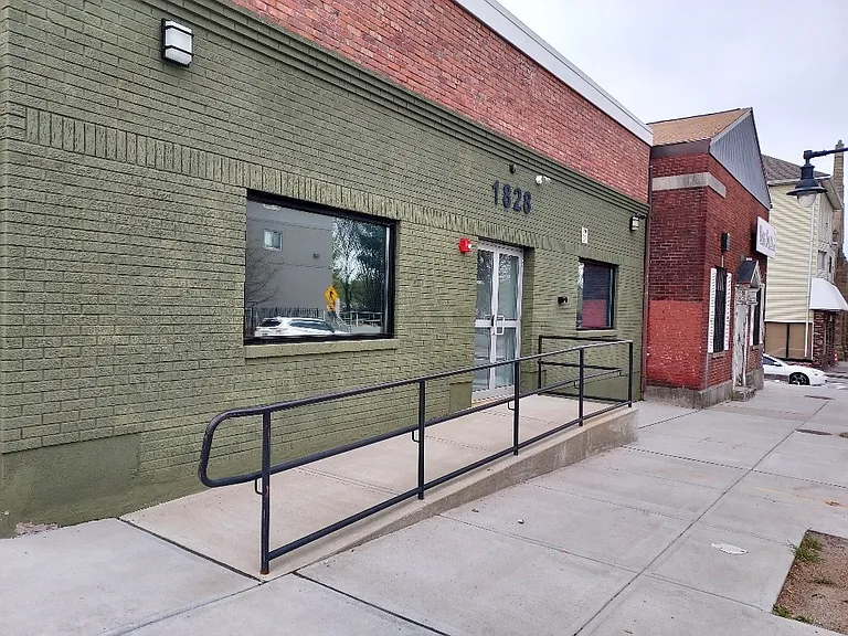 1828 Westminster St #2 — Photo 13