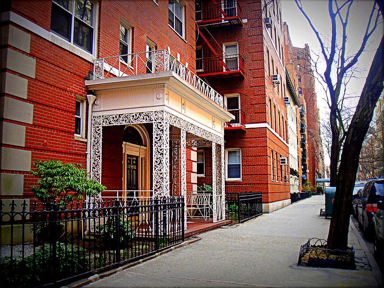 1st image of 310 W 55th St APT 2E