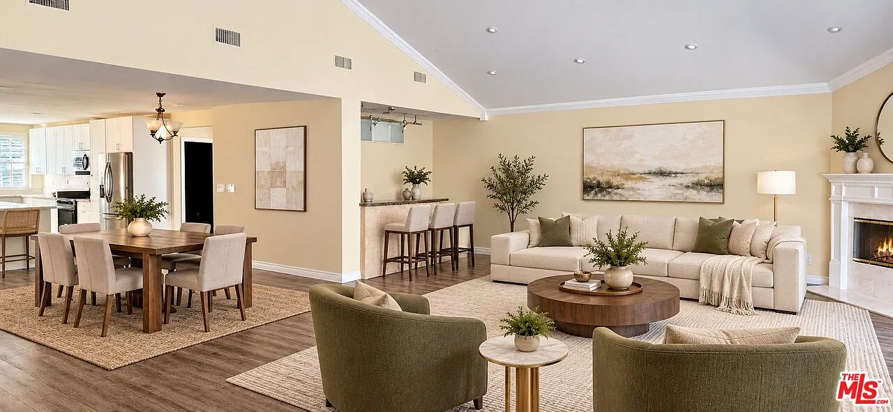 3 bed, 3.5 bath, 2061 sqft, $5,650 — Photo 3