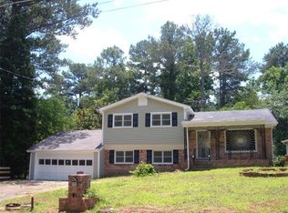 2974 Peek Rd NW, Atlanta, GA 30318