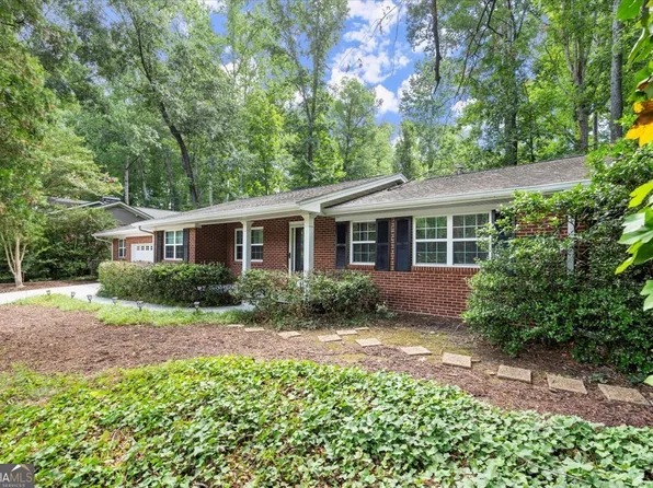 2465 Brookdale Dr NE, Atlanta, GA 30345
