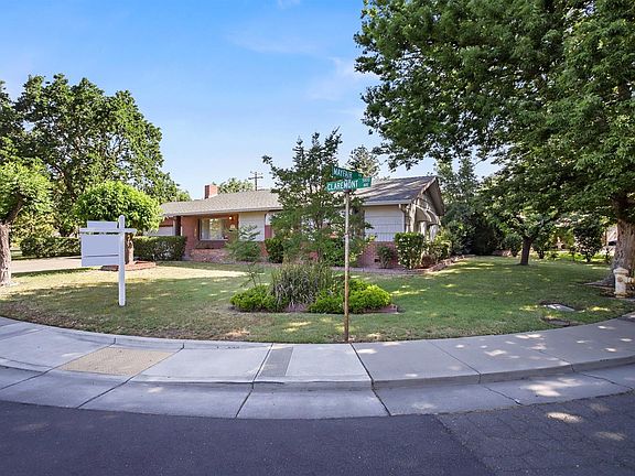 3rd image of 5806 Claremont Ave