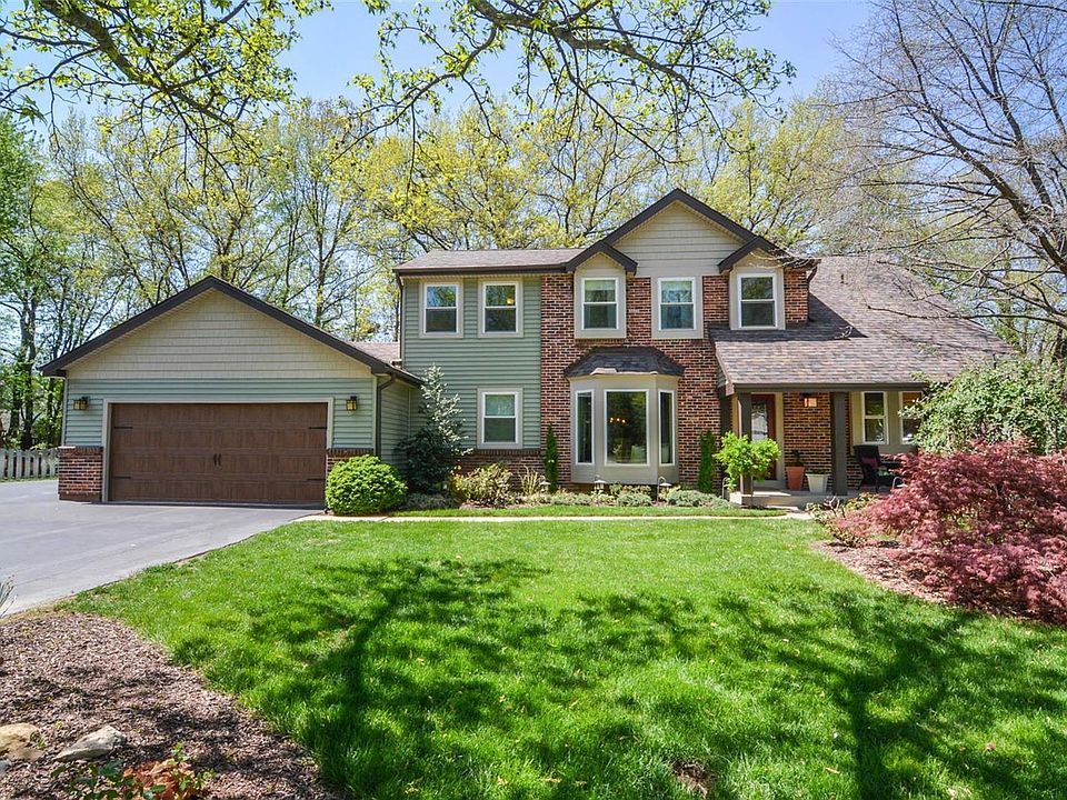2nd image of 9 Smokey Ridge Ct