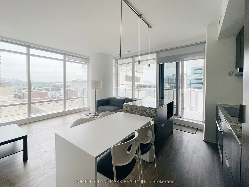1 Bloor St E #1001