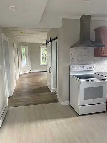 166 Hilton St Photo 1