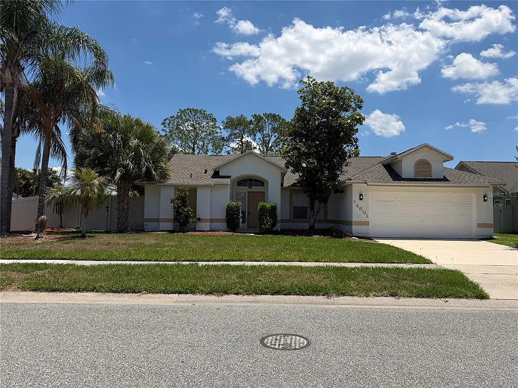 Building Photo - 14601 Eagles Crossing Dr