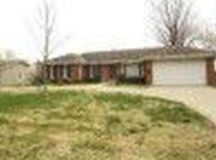 5403 Queal Rd, Shawnee, KS 66203