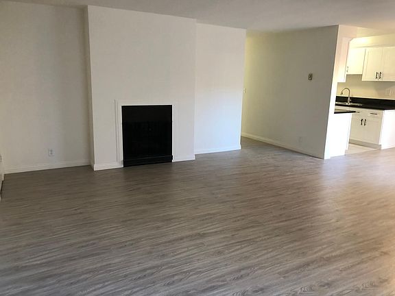 2nd image of 1048 14th St #102