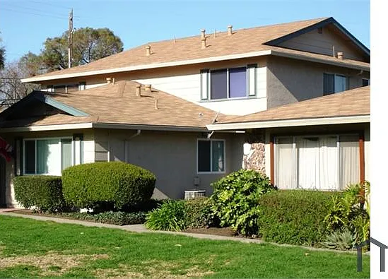 1092 Mohr Ln #D — Photo 1
