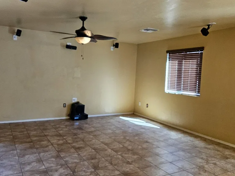 5072 E Fishhook Ct — Photo 5