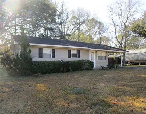 1st image of 3412 Pineview Dr