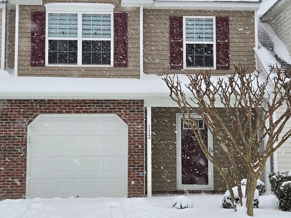 1st image of 112 Goldfinch Ave