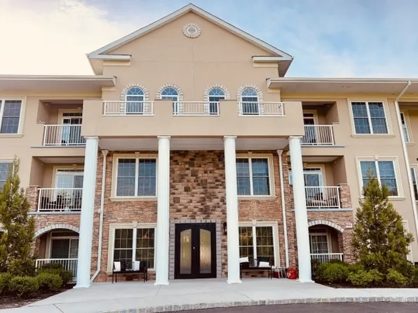 103 Fischer Ct #103, Rockaway Twp., NJ 07866