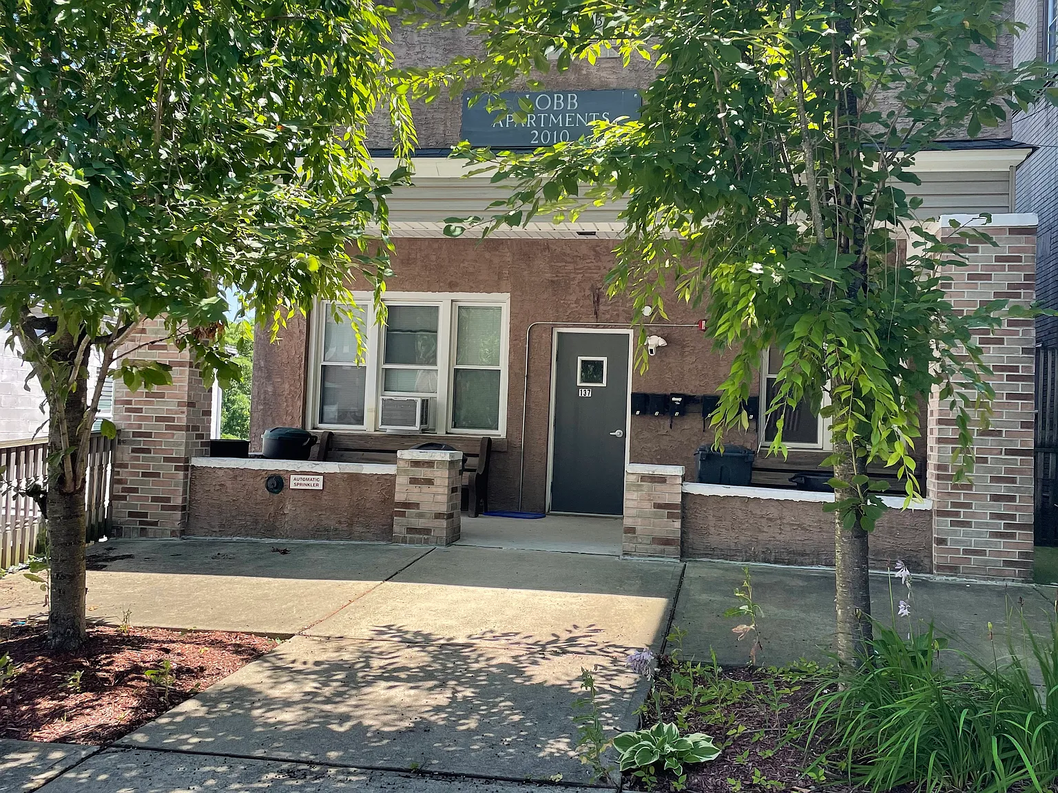 2 bed, 1100 sqft, $1,425 — Photo 4