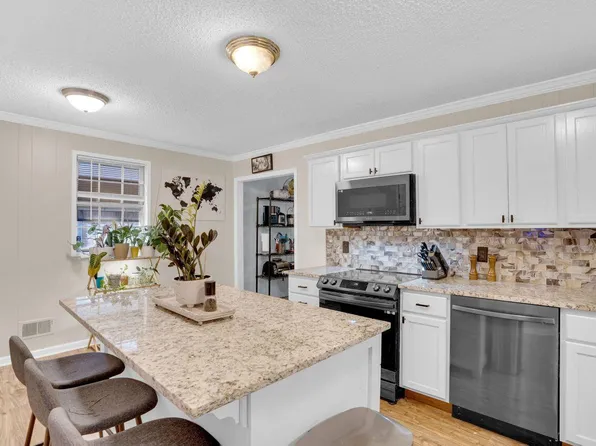 416 Woodcrest Dr, Columbia, SC 29203