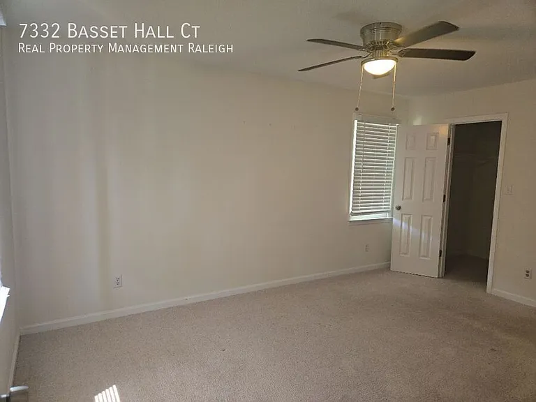 7332 Bassett Hall Ct — Photo 6