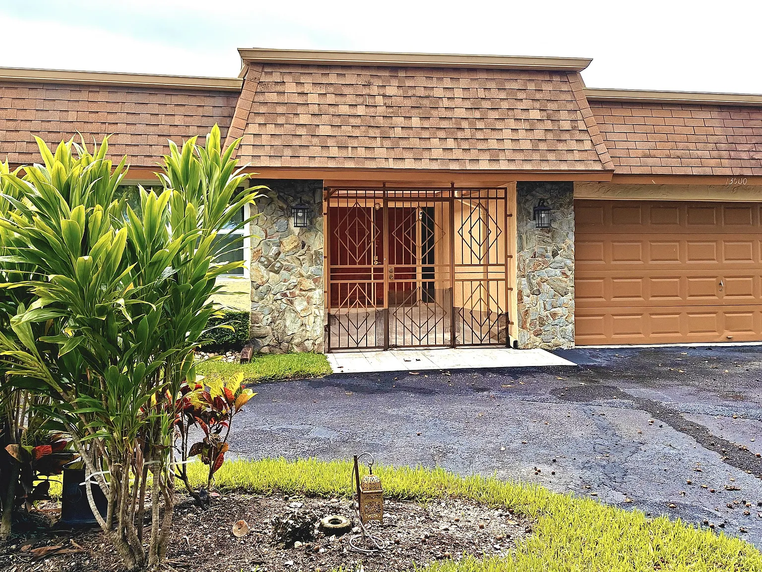 4 bed, 1880 sqft, $4,200 — Photo 4