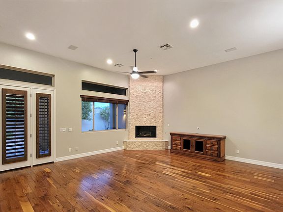 3rd image of 11435 N 124th Pl