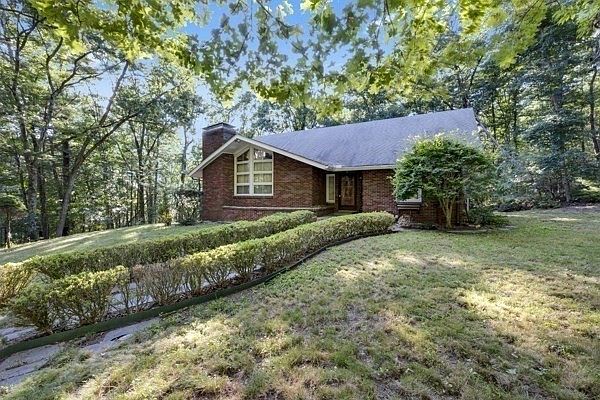 1st image of 126 Upper Gore Rd