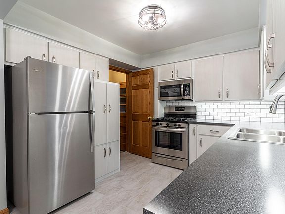 3rd image of 5326 Kimball Ave SE