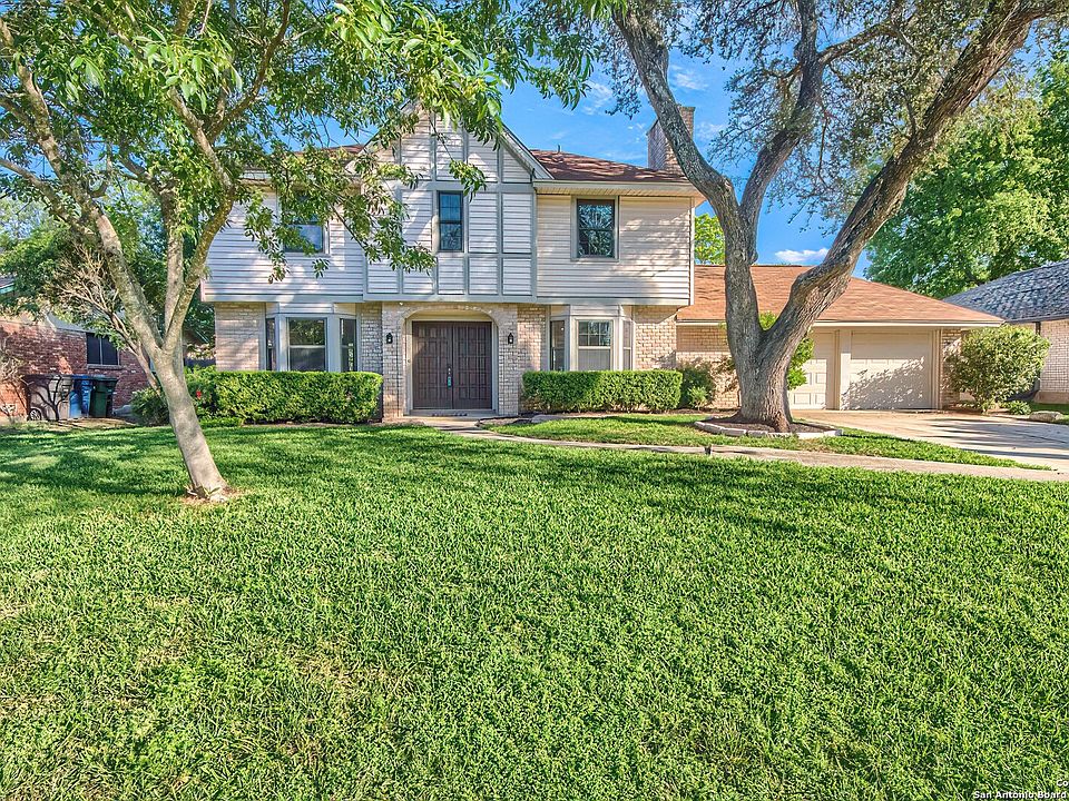 1st image of 2818 Mayfair Dr