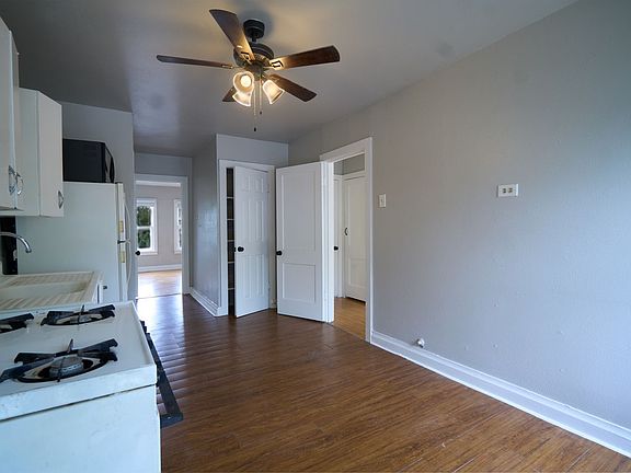 4th image of 218 Claremont Ave APT 4