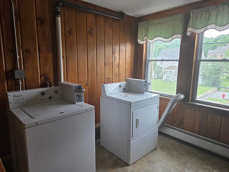 10 N Main St #2 — Photo 13